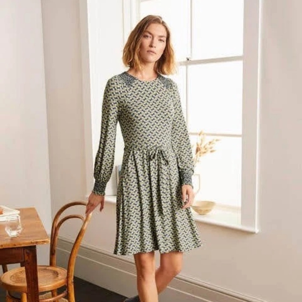 Boden Grace Smocked Jersey Dress